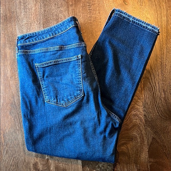 GAP | Classic Blue Vintage Slim Sky High Jeans - Picture 6 of 8